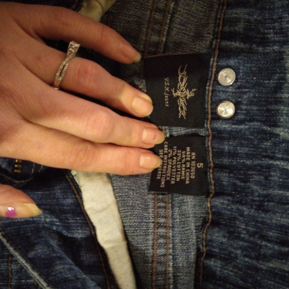 Jeans - Picture 3 of 3